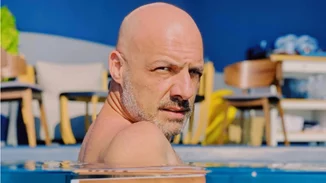 Νίκος Μουτσινάς | Πώς "πρόδωσε" τη σχέση του (pic)