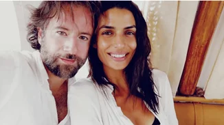 Διάσημα ζευγάρια σε κοινά στιγμιότυπα από τις φετινές τους διακοπές