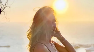 Αθηνά Οικονομάκου | Το bikini της που θυμίζει lingerie: Yay or nay?