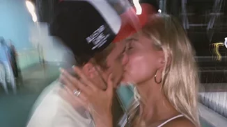 Hailey Bieber | Μελαχρινή η γυναίκα του Justin Bieber