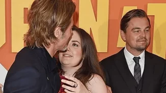 Αυτή είναι ίσως η πιο αμήχανη στιγμή που είδαμε σε κόκκινο χαλί