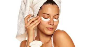 Αυτός είναι ο λόγος που χρειάζεσαι κρέμα ματιών