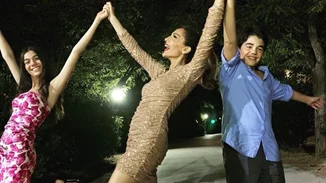 Δέσποινα Βανδή | Οι φωτογραφίες με τον Ντέμη Νικολαΐδη & τα παιδιά τους