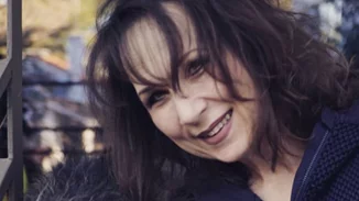 Μαίρη Σταυρακέλλη | Δες την κούκλα 18χρονη κόρη της!