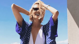 Summer in Greece | Τα καλοκαιρινά looks των celebrities που ξεχωρίσαμε