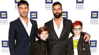 O Ricky Martin και ο σύζυγός του περιμένουν το τέταρτο παιδί τους