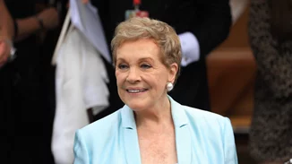 Julie Andrews | Tιμήθηκε με τον Χρυσό Λέοντα για τη συνολική πορεία της στον κινηματογράφο