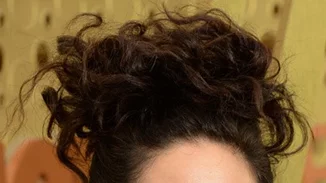 Η Sandra Oh συζητά για την έλλειψη διαφορετικότητας στο Killing Eve και για τη μάχη που έδινε για τον χαρακτήρα της στο Grey's Anatomy