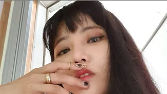 Nail beanies | Aυτή είναι ίσως η πιο παράξενη τάση που είδαμε στα νύχια