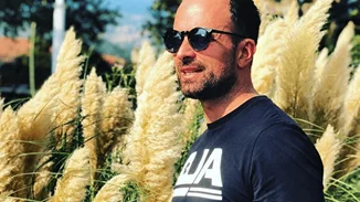 Πανύψηλη και αθλήτρια | Ο Γιώργος Λιανός φωτογραφίζει την κόρη του, Αρυάνα στην προπόνησή της