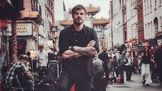 Άκης Πετρετζίκης | Αυτό είναι το εστιατόριο στο Westminster όπου μαγείρευε για τη βασίλισσα της Αγγλίας - Πώς μπήκε με ψεύτικο βιογραφικό (pics)