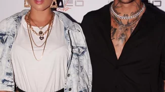 Επανασύνδεση για ζευγάρι της ελληνικής showbiz! | Η πρώτη δημόσια εμφάνιση