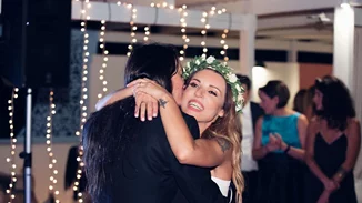 Ταξίδι του μέλιτος για την Ευρυδίκη και τον Μπομπ Κατσιώνη