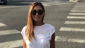 Ιωάννα Σρόιτερ | Οι φωτογραφίες που πυροδότησαν τις φήμες εγκυμοσύνης & η απάντησή της