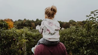 Οι καθημερινές συνήθειες που μπορείς να καθιερώσεις και να σημαίνουν πολλά για το παιδί