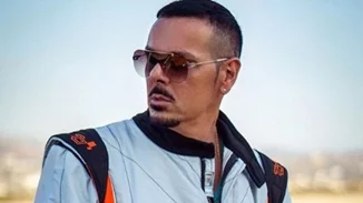 Νίκος Βουρλιώτης | Ποζάρει με την κόρη του αγκαλιά!