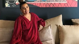 Ελένη Χατζίδου | Μας δείχνει το σώμα της 5 ημέρες μετά την γέννα