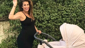 Ελένη Χατζίδου | Αυτό είναι το σώμα της δύο εβδομάδες μετά τη γέννηση της κόρης της