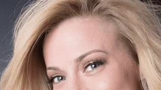 Η Zara ολόσωμη φόρμα της Ζέτας Μακρυπούλια είναι ό,τι χρειάζεσαι για τις φθινοπωρινές σου εμφανίσεις