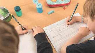 Το μυστικό για να μη δείτε ποτέ την παρατήρηση, «κάνε καλύτερα γράμματα», στο σχολικό τετράδιο!