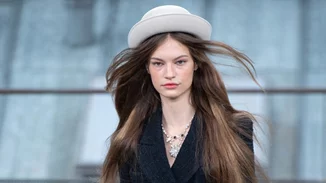 Chanel SS2020 | Τα beauty looks αποτέλεσαν μία ωδή στην γαλλική φινέτσα