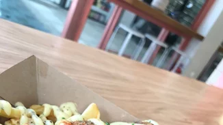 Πού θα φας κεφτεδάκια σαν της μαμάς;