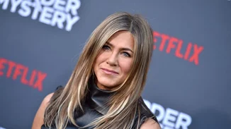 Η Jennifer Aniston έκανε έκπληξη σε θαυμαστές των Friends