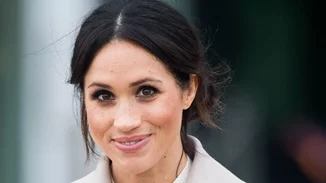Η νέα εντυπωσιακή εμφάνιση της Meghan Markle με φόρεμα 120 ευρώ