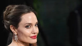 Πέντε μυστικά ομορφιάς από την Angelina Jolie με αφορμή τα γενέθλιά της