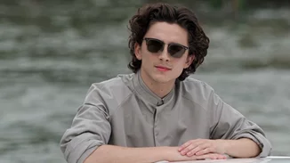 O Timothée Chalamet θα υποδυθεί τον Bob Dylan