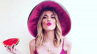 Μαντώ Γαστεράτου | Μας δείχνει το σώμα της σε προχωρημένη εγκυμοσύνη