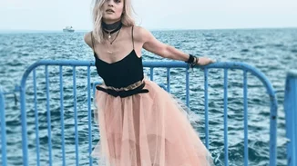 Ιλένια Ουίλιαμς | Η σχέση της με τον Δημήτρη Ουγγαρέζο σήμερα, η πρώτη της φορά στη σκηνή & η πρόταση ριάλιτι που απέρριψε χωρίς δεύτερη σκέψη