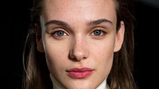 Another day, another brow | Μόλις κυκλοφόρησε νέο προϊόν για τα φρύδια από την Benefit Cosmetics