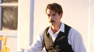 Γιάννης Κουκουράκης | Θυμάσαι πως ο Κωνσταντής από τις «Άγριες Μέλισσες» είχε ένα πολυσυζητημένο ειδύλλιο με πολύ γνωστή tv persona;