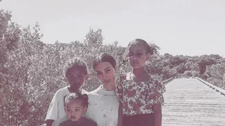 Kim Kardashian | Βάφτισε τα τρία παιδιά της στην Αρμενία