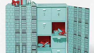 Το πρώτο γιορτινό ημερολόγιο του Tiffany & Co. κρύβει τις πιο υπέροχες εκπλήξεις