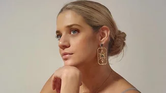 Τζένη Θεωνά | Δεν φαντάζεσαι σε ποια απόχρωση έβαψε τα μαλλιά της (pic)