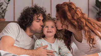 Υπάρχει τίποτα πιο επείγον απ’ το να περάσουμε ευτυχισμένες στιγμές μαζί με τα παιδιά μας;