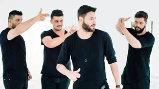 Ανδρέας Βούλγαρης | Ο σταρ των Alcatrash είναι ζευγάρι με εντυπωσιακή celebrity!