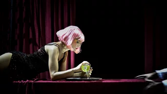 LULU | O Γιάννης Χουβαρδάς διασκευάζει και σκηνοθετεί το αριστούργημα του Φρανκ Βέντεκιντ