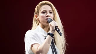 Ξέχασε τη Shakira όπως την ήξερες! Αυτό είναι το νέο της hairlook