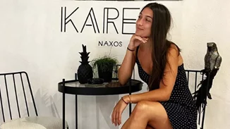 Βρήκαμε κάποιες πολύ ωραίες φωτογραφίες της 21χρονης κόρης του Γιάννη Πλούταρχου με αφορμή τη γιορτή της