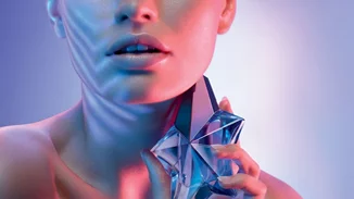 Σου φαίνονται πολλά τα λεφτά που δίνεις για το άρωμά σου; Ορίστε μία έξυπνη λύση!