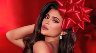 10 φορές που η Kylie Jenner ήταν η βασίλισσα του γιορτινού μακιγιάζ