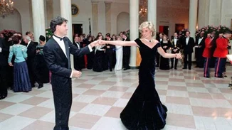 Σε δημοπρασία ένα από τα πιο εμβληματικά φορέματα της πριγκίπισσας Diana