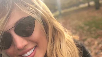 Κωνσταντίνα Σπυροπούλου | Μας δείχνει τον στολισμό του σπιτιού της ( και μια ακόμα έκπληξη )