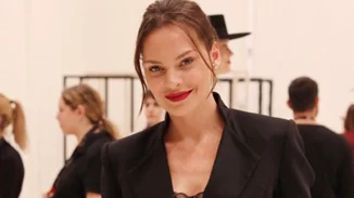 Ποιο supermodel συνάντησε στη Μύκονο η Υβόννη Μπόσνιακ;