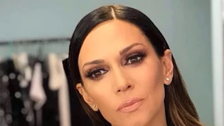 Έλλη Κοκκίνου | #Μένει_σπίτι και μας δείχνει (νέα) πλάνα από την κατοικία της στα Νότια Προάστια