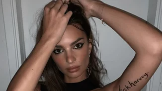 Η Emily Ratajkowski και το «κρυφό» μήνυμα στον Harvey Weinstein