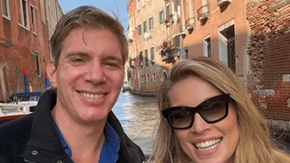 Μαριέττα Χρουσαλά | Δες το αποκαλυπτικό φόρεμα που επέλεξε για να πάει στον γάμο- υπερπαραγωγή της κόρης του Καίσαρη